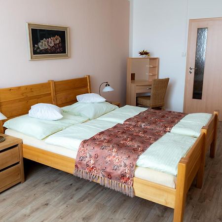 Hotel Cementar Хранице Екстериор снимка