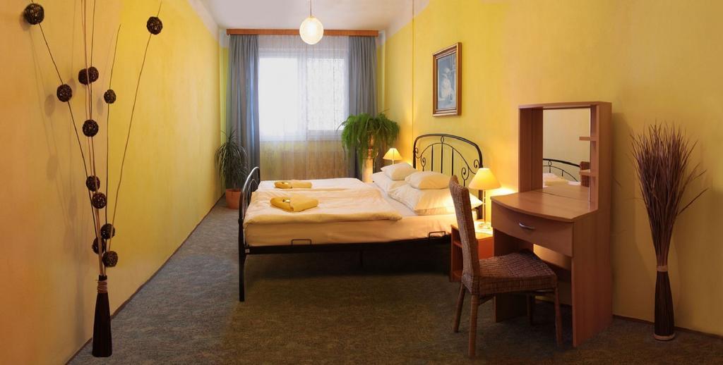 Hotel Cementar Хранице Екстериор снимка